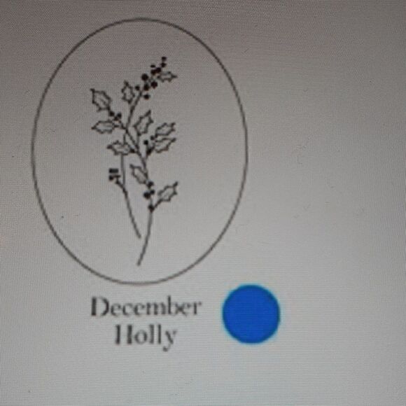 New 14K Gold Plated Dec/Holly Birthmonth Flower Signet Ring Symbol Of St… - Picture 6 of 6